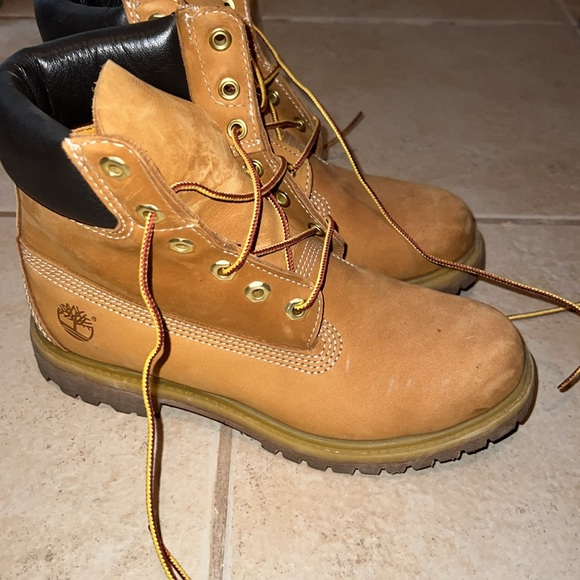 Timberlands - Picture 2 of 2